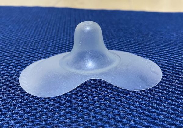 乳頭保護器