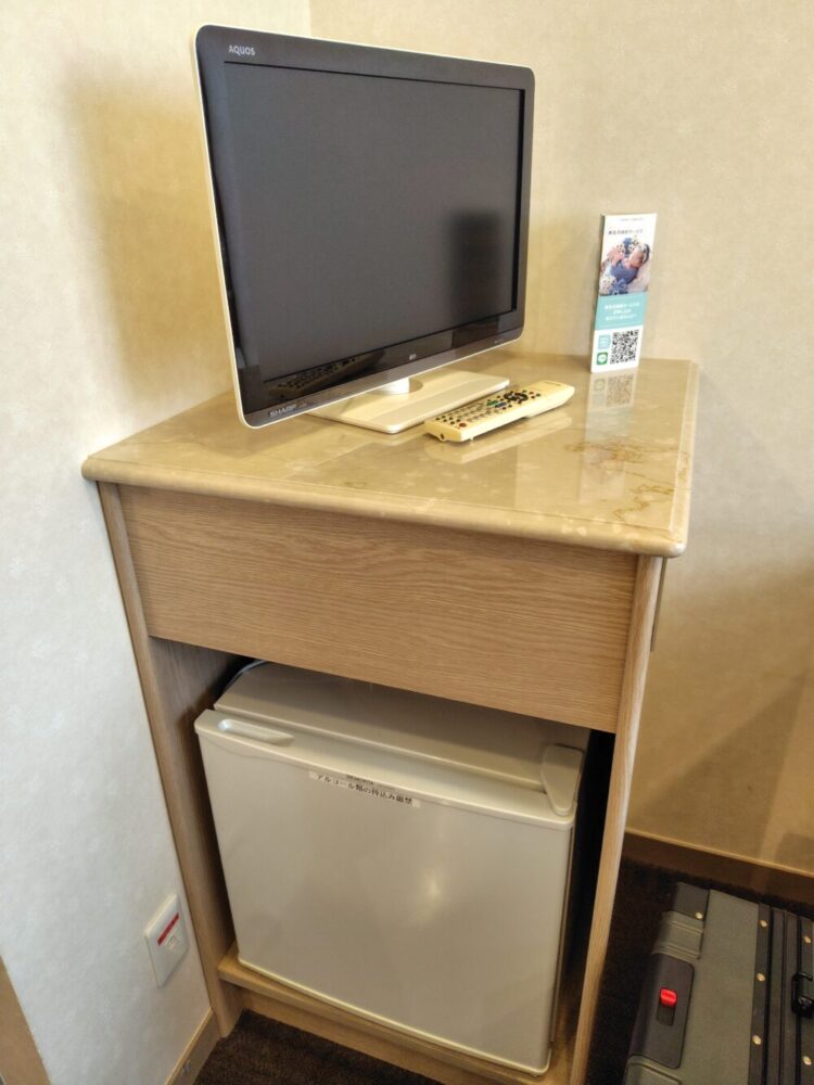 出産前日部屋テレビ