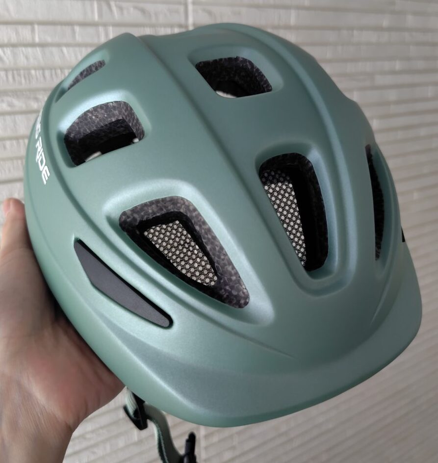 キッズヘルメット通気孔