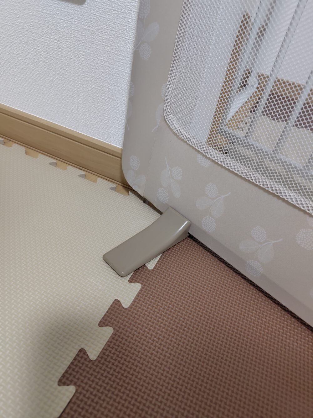 サイドパネルスタンド