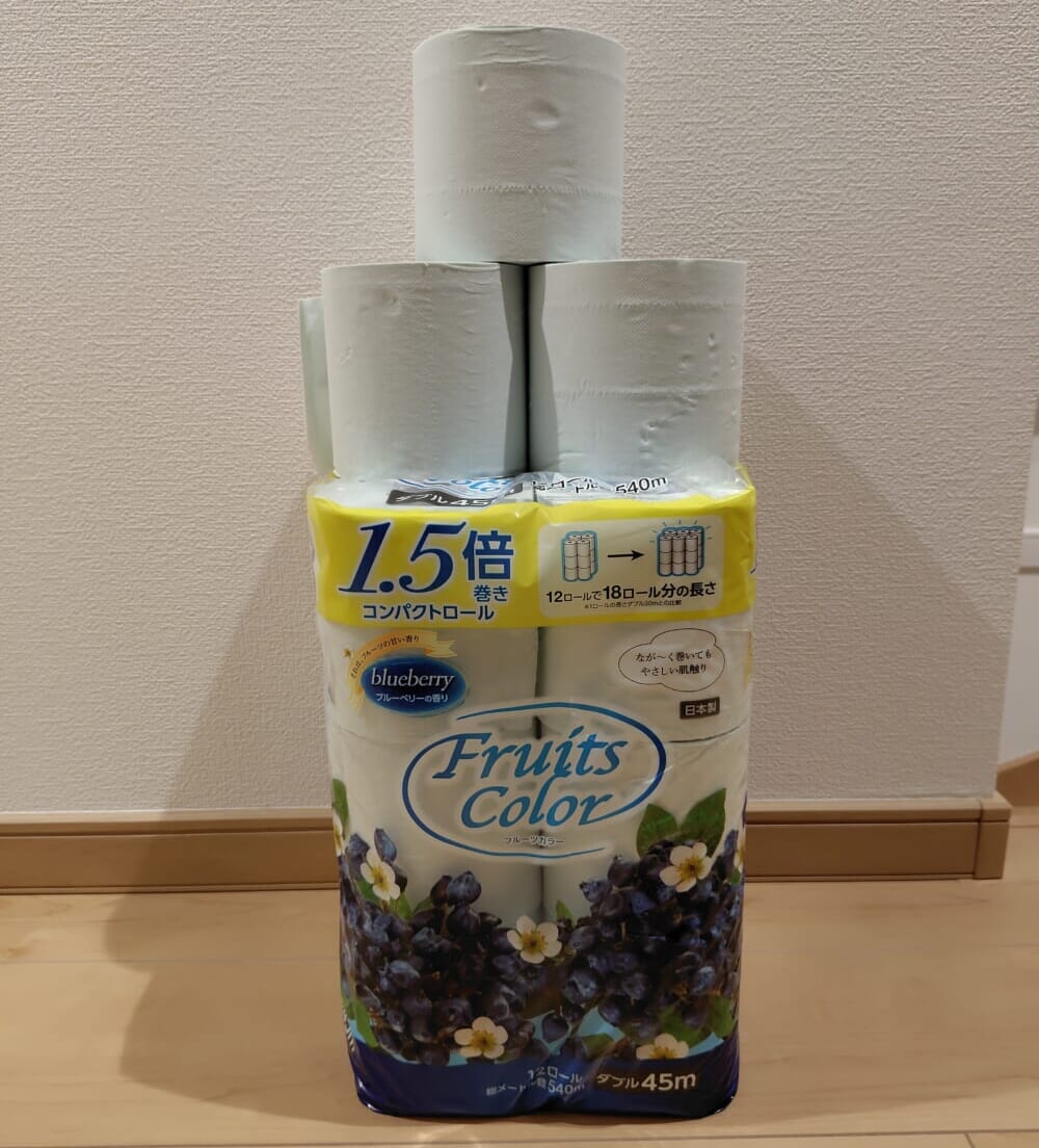 パッケージとトイレットペーパー